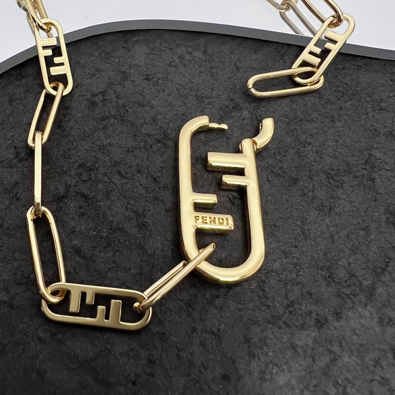 Fendi necklace 05lyx45 (6)